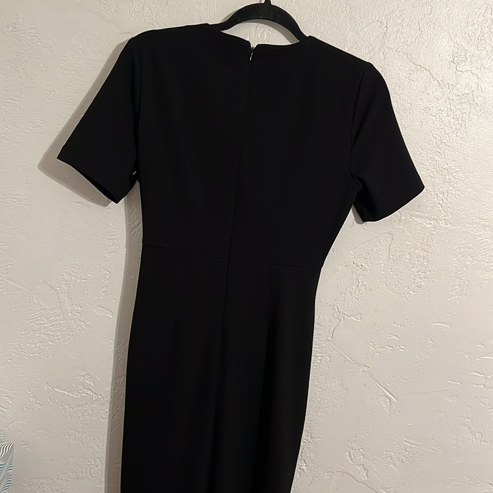 Stretch Crepe Side Knot Dress
Tahari ASL - Picture 5 of 10